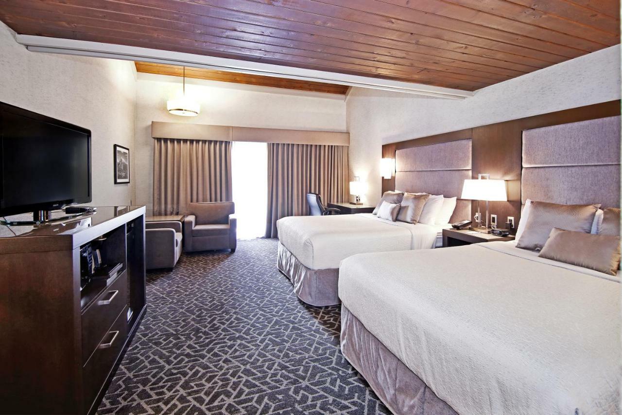 Best Western Plus Banff International Lodge Exteriör bild